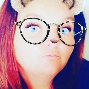 Meet your Posher, Shaymaree